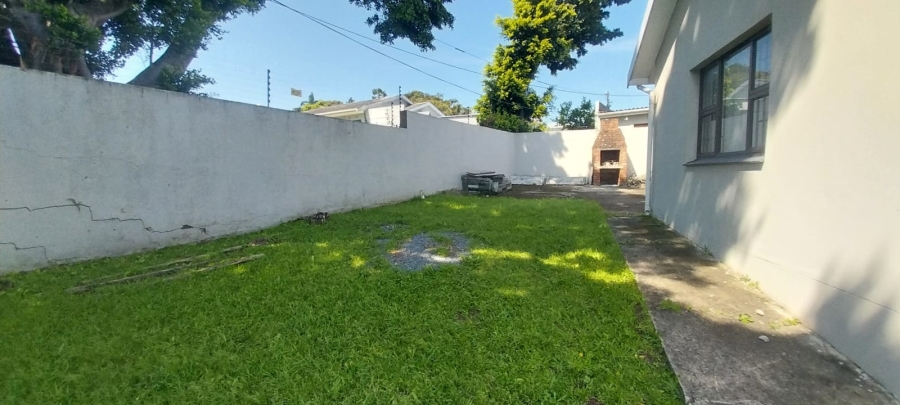 4 Bedroom Property for Sale in Beacon Bay Eastern Cape